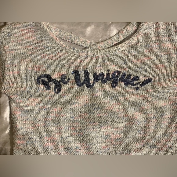 Justice sweater - Picture 1 of 3
